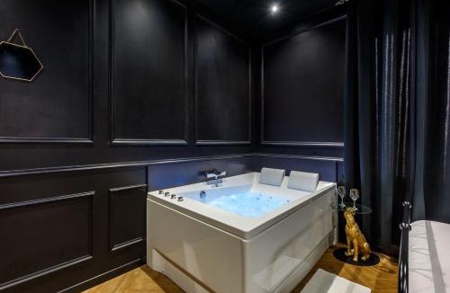 Le Petit-Quevilly Apartment | Le Spa Nocturne