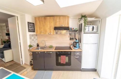 Equemauville Apartment | Le Spacieux Appartement avec Jacuzzi & Terrasse