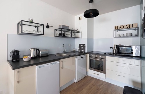 Madeleine-Champ de Mars Apartment | Le Sphinx - Cité des Congrès