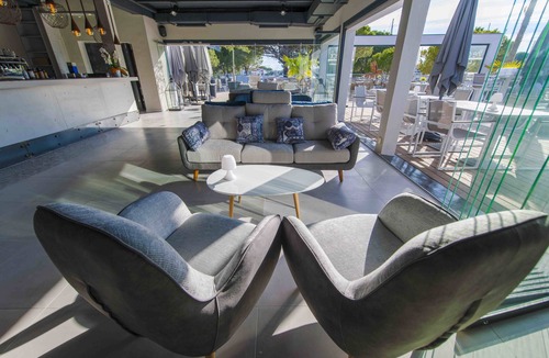 Le Grau-Du-Roi Hotel | Le Spinaker Boutique Hôtel Restaurant