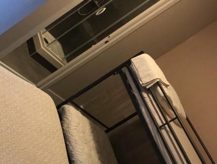 Miroir - Batignolles Hotel | Le Sporting