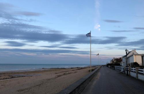 Saint-Regnobert-de-la-Cote-de-Nacre Apartment | Le Spot, charmant studio à 200m de la mer