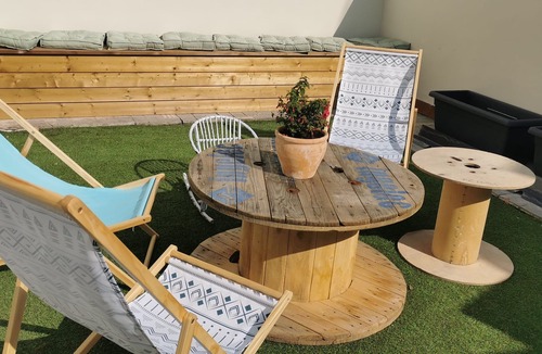 Bleriot-Plage House | Le Spot, group accommodation by the sea