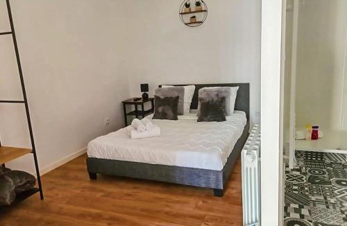 Saint-Barthelemy-d'Anjou Apartment | Le St Barth : Appartement T1 bis