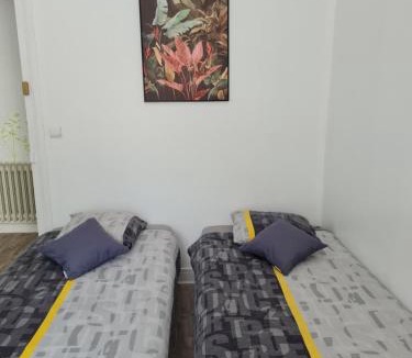 Saint-Jean-de-la-Porte Bed & Breakfast | Le st jean familiale