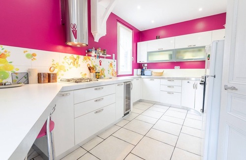 Saint-Pierre-des-Corps House | Le Stalingrad - Saint-Pierre-des-Corps