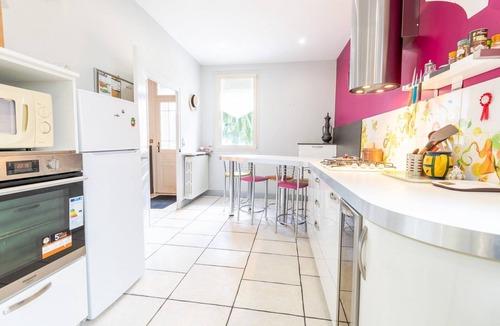 Saint-Pierre-des-Corps House | Le Stalingrad - Saint-Pierre-des-Corps