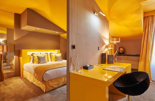 Saint-Sylvestre-sur-Lot Hotel | Le Stelsia