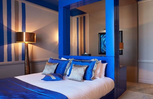 Saint-Sylvestre-sur-Lot Hotel | Le Stelsia