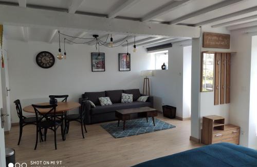 Brehand Apartment | Le studio 22