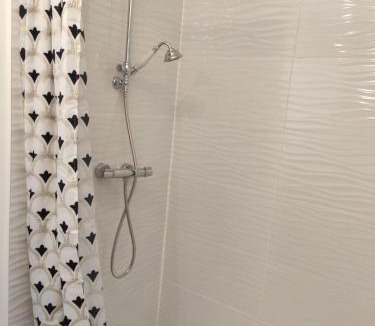 Brehand Apartment | Le studio 22