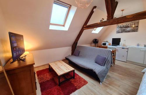 Pont-Sainte-Maxence Apartment | Le Studio - Appartement meublé tout confort Centre ville