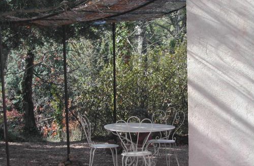 Tourtour Apartment | le studio bleu