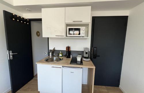 Lens Apartment | Le Studio Chic