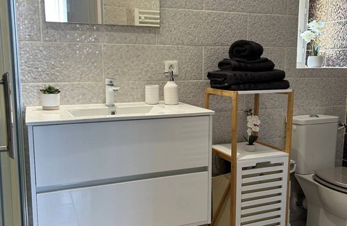 Chalon-sur-Saone Apartment | Le Studio de L'avenue