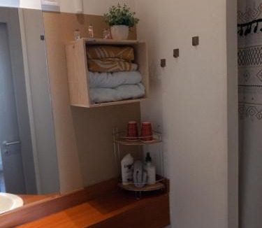 Les Halles - Valliere Apartment | Le studio des halles avec climatisation 15m2