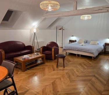 Thomery Apartment | Le Studio du Clos Malou