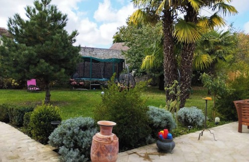 La Chapelle la Reine Apartment | Le Studio Avec Jardin, Piscine, Jacuzzi