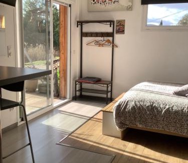 Saint-Martin-de-l'Arcon Apartment | Le studio de St Martin