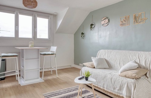Rouen City Centre Apartment | Le Studio Monet, joli studio vue Cathédrale !