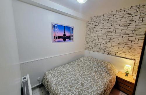 Saint-Jean-d'Angely Apartment | Le Studio Parisien