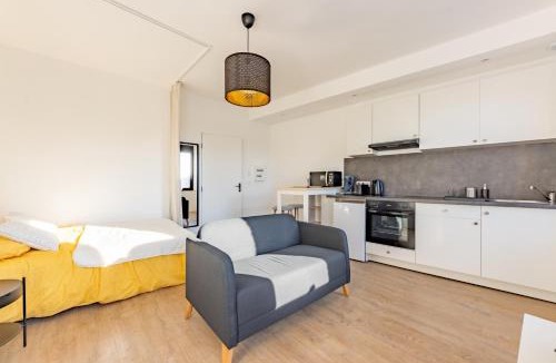 Castelsarrasin Apartment | Le studio Sicre proche commdités parking facile