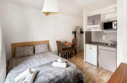 Sainte-Anne - Faubourg Noyon Apartment | Le Studio Signature en plein centre-ville