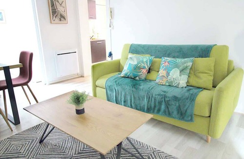 Lens Apartment | Le sublime, wifi, terrasse, Bollaert, 5pers