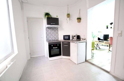 Lens Apartment | Le sublime, wifi, terrasse, Bollaert, 5pers