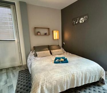 Mortroux Bed & Breakfast | Le Sully