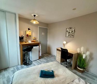 Mortroux Bed & Breakfast | Le Sully