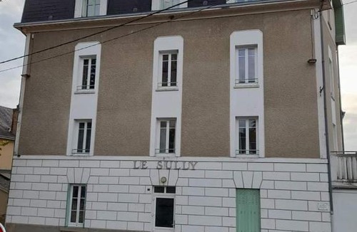 Mortroux House | Le Sully