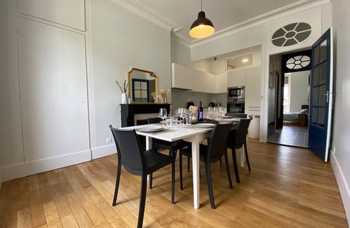 Secteur 1 Apartment | Le Téléphérique/6pers/300mStation/Air-conditioning