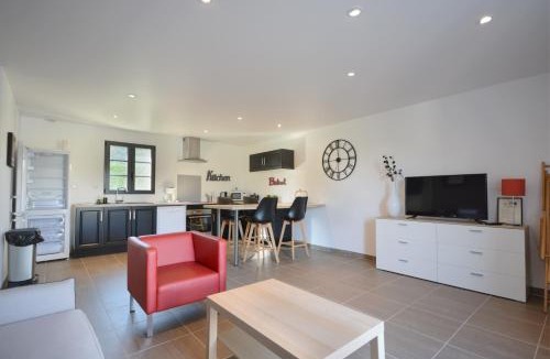 Saint-Quentin-en-Tourmont House | Le T'chot Pierre 1