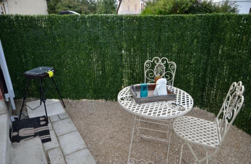 Pont-de-Poitte House | Le Tacot