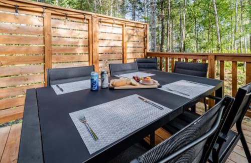 Pont-Rouge Ski Chalet | Le Taiga - Pool Table Nature Pet Friendly