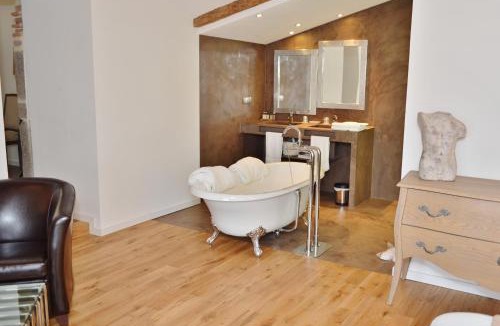 Taluyers Hotel | Le Talluy
