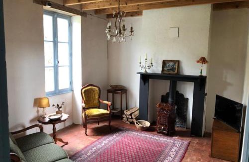 Saint-Desire House | Le Tarde - Crécerelle