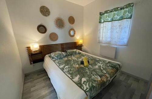 Castelnaudary Apartment | Le temps d une pause classé 4 étoiles en hyper centre, gare immédiate et accès Grand Bassin