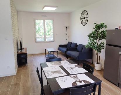 Cepoy Apartment | Le temps de la pause 1