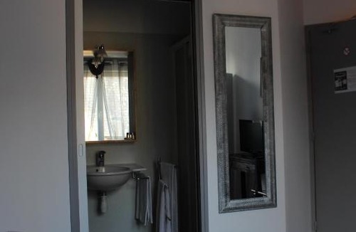 Pire-sur-Seiche Hotel | Le temps qu'il faut