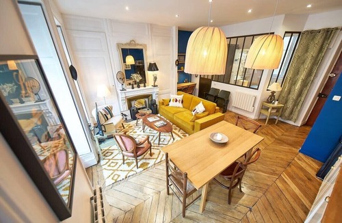 Grande Cote - Annonciade Apartment | Le Terme – Beautifully decorated apartment in downtown Lyon