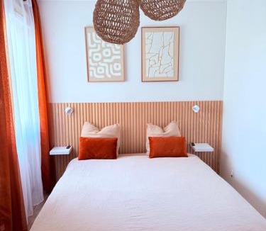 Blagnac Apartment | Le Terminal T2 Blagnac - parking -aéroport-Airbus- Meett