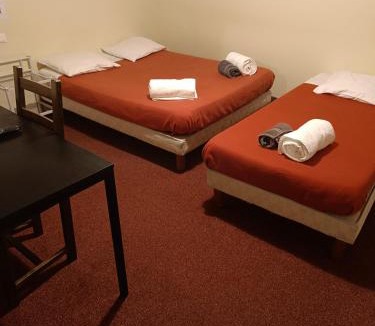 Precy-sous-Thil Hotel | Le Terminus