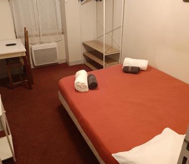 Precy-sous-Thil Hotel | Le Terminus