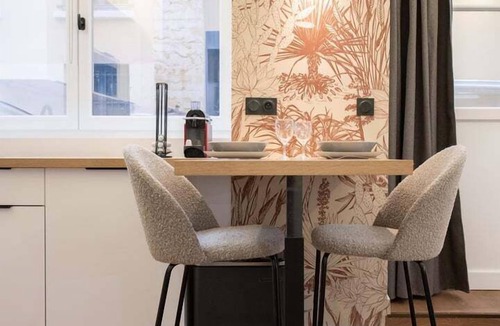 Moliere - Edgard Quinet Apartment | Le Terrazzo - Elegant & Cosy- Pentes X Rousse