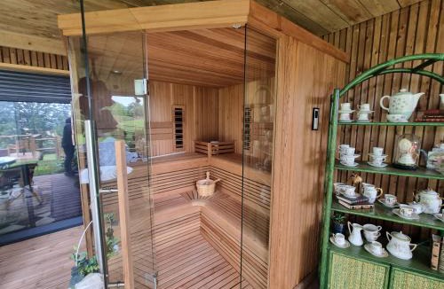 Menil-Hubert-sur-Orne House | Le terrier aux merveilles