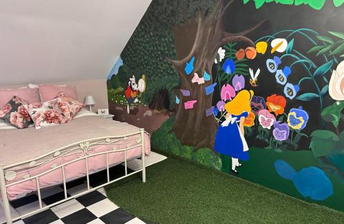 Floyon Bed & Breakfast | Le Terrier d Alice et du lapin