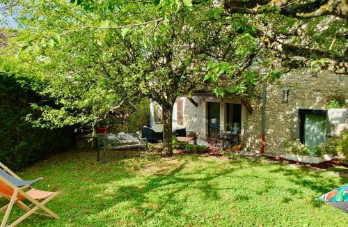 Miserey-Salines House | Le Terrier