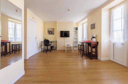 Chamalieres Apartment | Le Thermal Tonic - Balcon - Central - Wifi